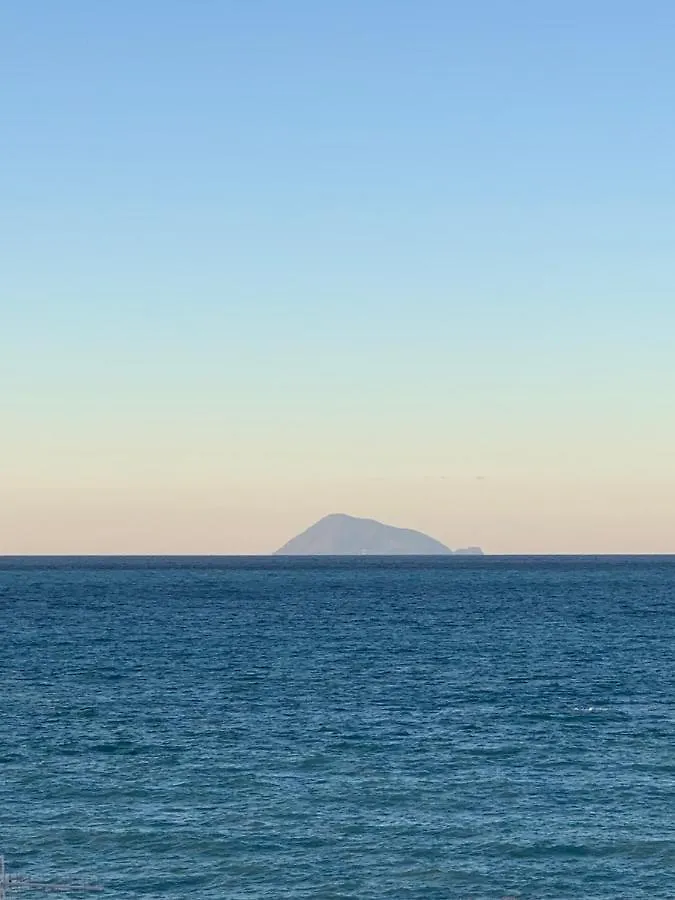 Appartement La Porta Delle Eolie à Capo dʼOrlando Italie